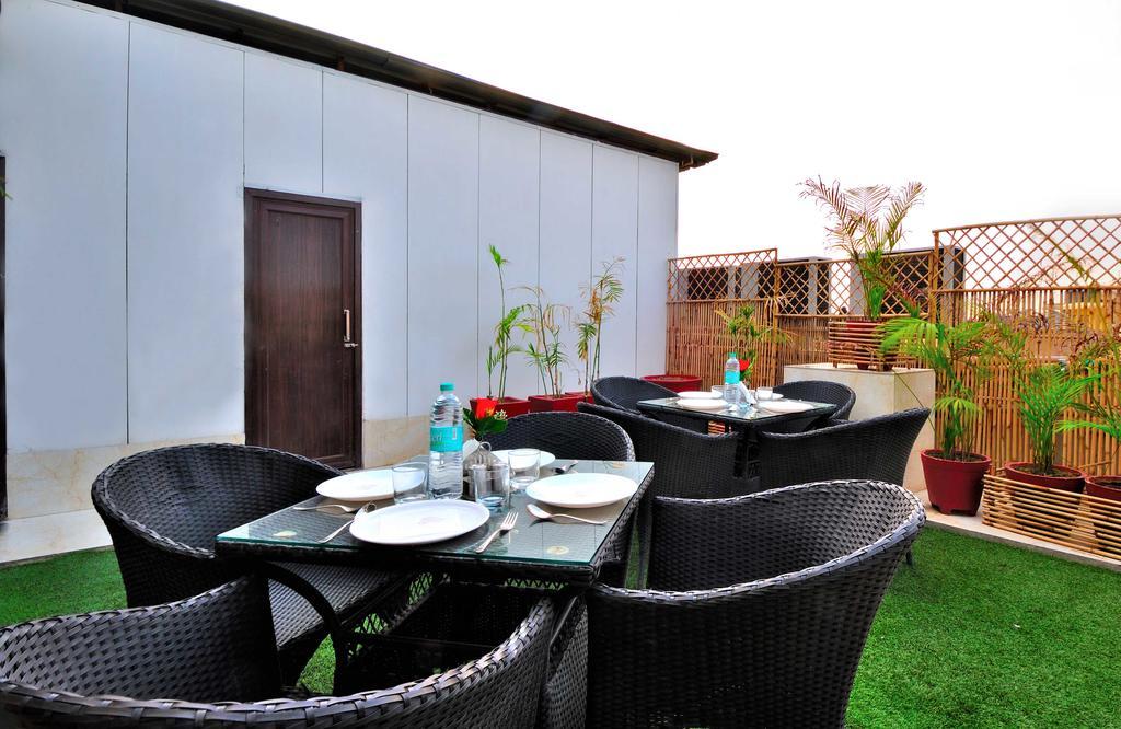 Arihant Inn-Near Blk Hospital Нью-Дели Экстерьер фото