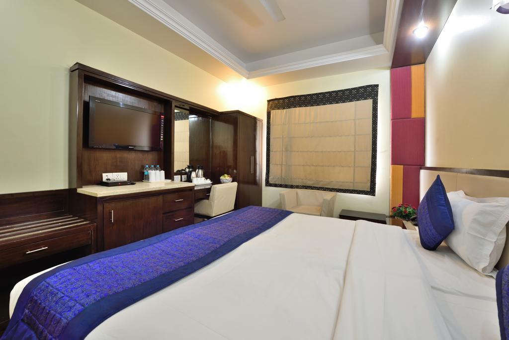 Arihant Inn-Near Blk Hospital Нью-Дели Экстерьер фото