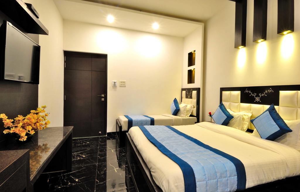 Arihant Inn-Near Blk Hospital Нью-Дели Экстерьер фото