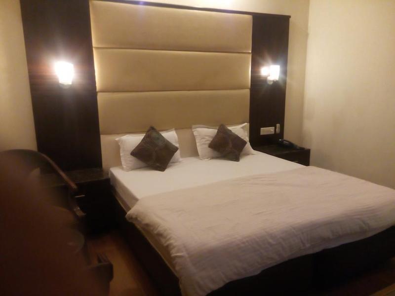 Arihant Inn-Near Blk Hospital Нью-Дели Экстерьер фото