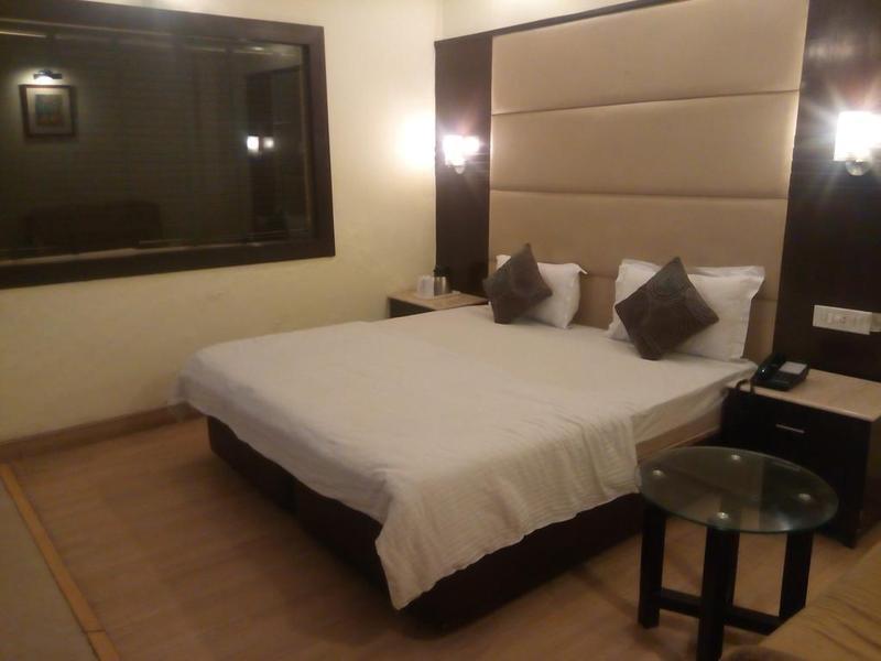 Arihant Inn-Near Blk Hospital Нью-Дели Экстерьер фото