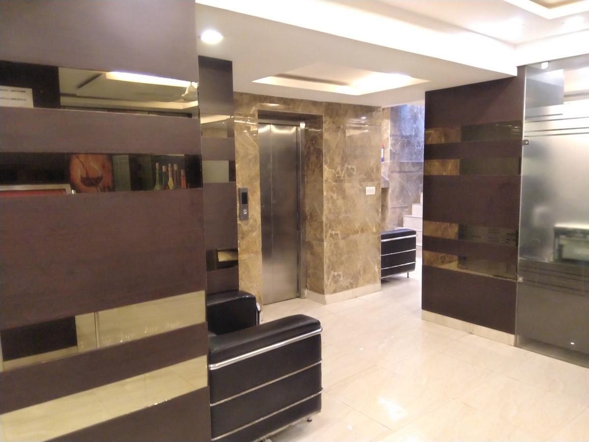 Arihant Inn-Near Blk Hospital Нью-Дели Экстерьер фото