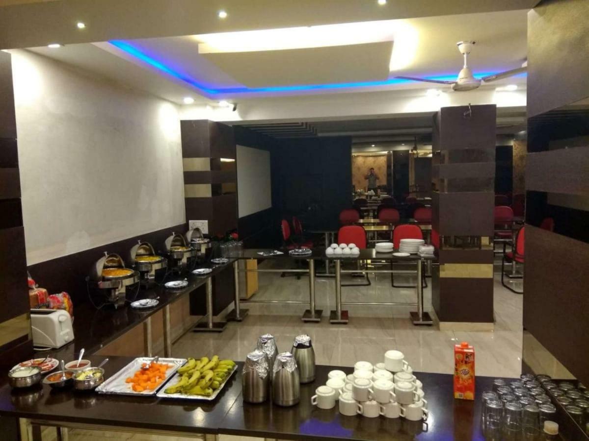 Arihant Inn-Near Blk Hospital Нью-Дели Экстерьер фото